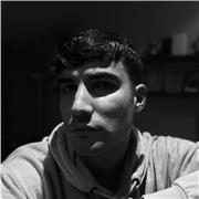 Profeso de branding, diseño gráfico y metodologías de pensamientos conceptuales.